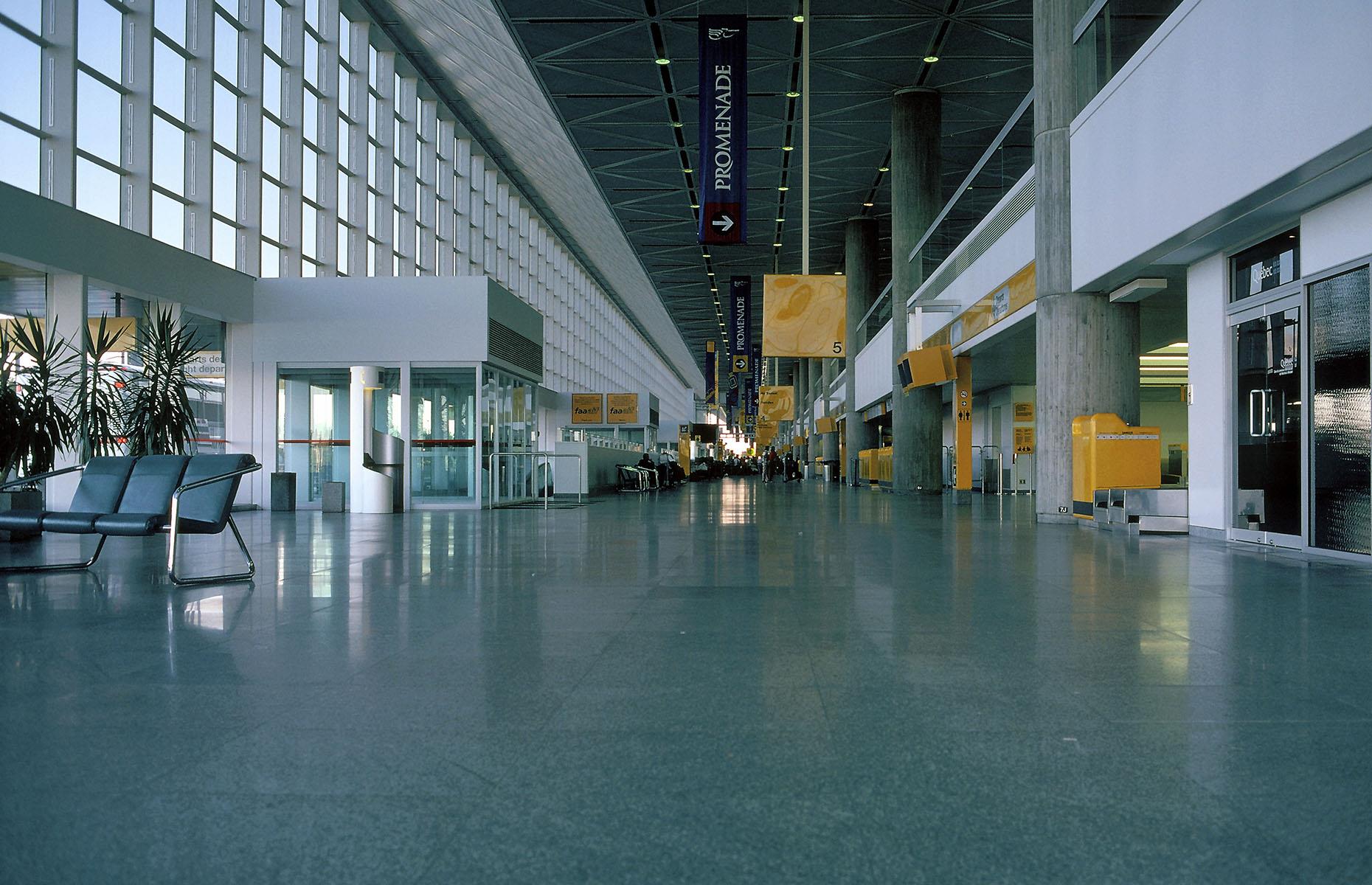 Aeropuerto Internacional de Mirabel, Montreal, Canadá: 1.900 millones de dólares (1.800 millones de euros) 